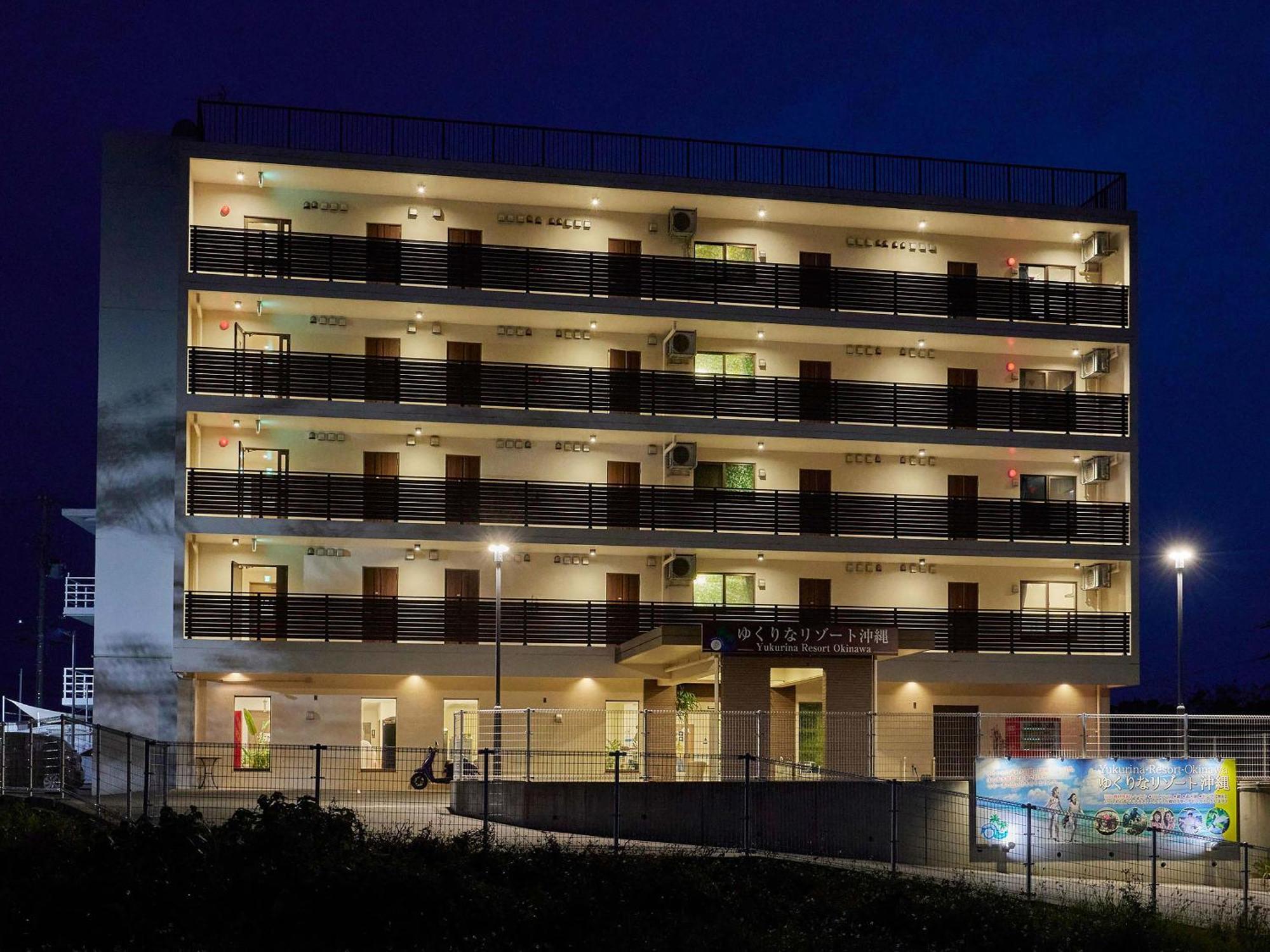 Yukurina Resort Okinawa Мотобу Екстериор снимка