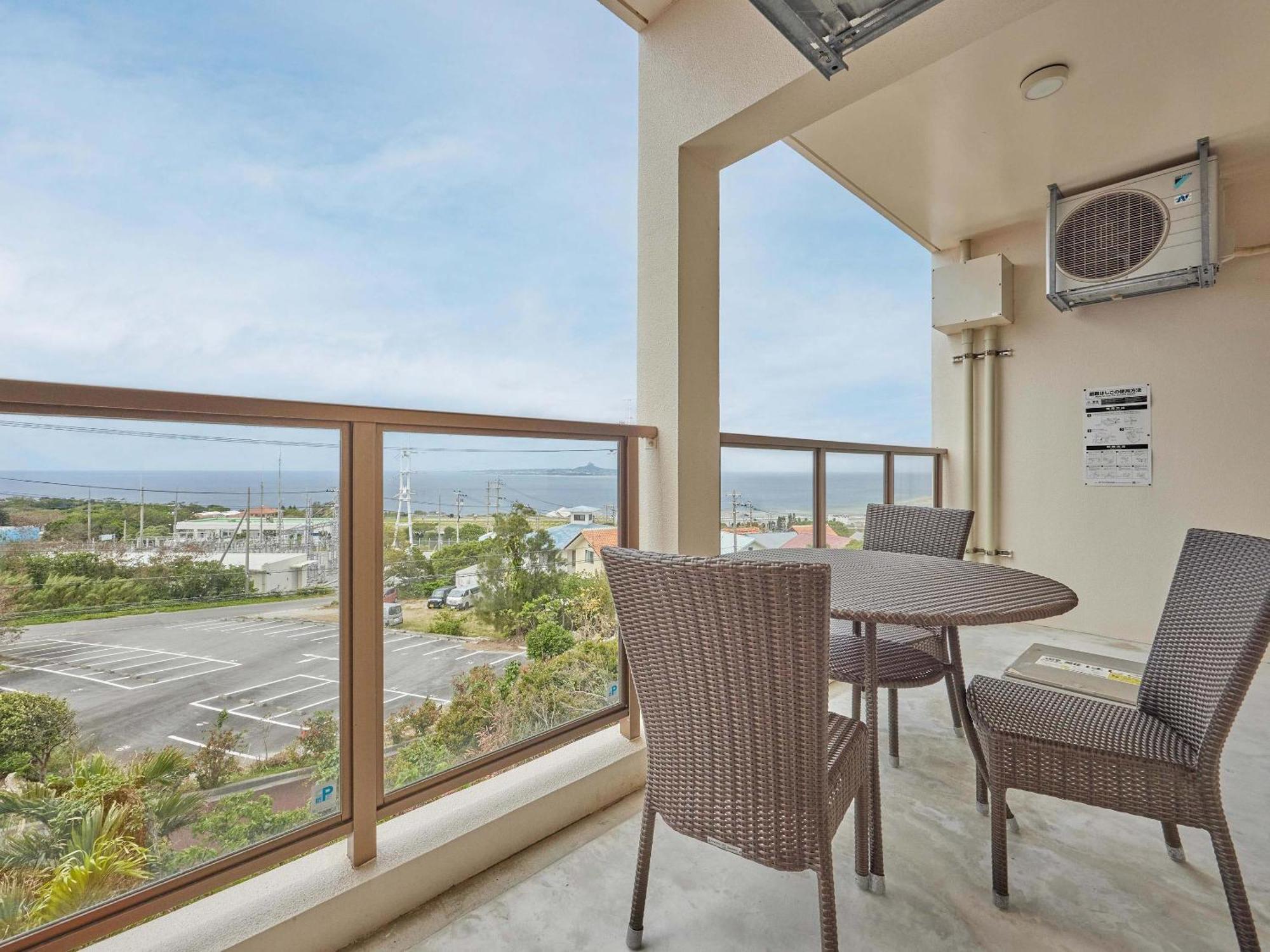 Yukurina Resort Okinawa Мотобу Екстериор снимка