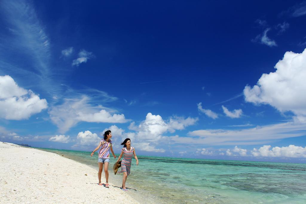 Yukurina Resort Okinawa Мотобу Екстериор снимка